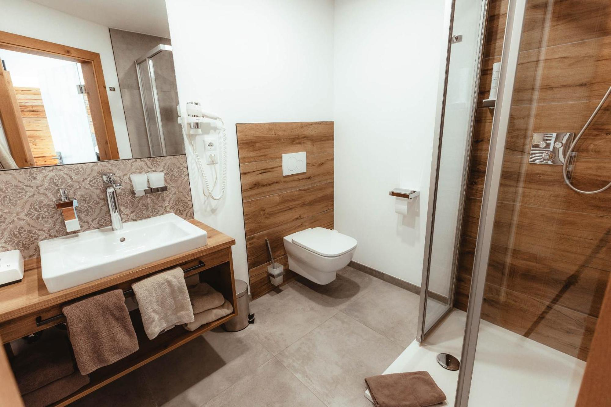 Hotel Gasthof Walcher دورفغاستين المظهر الخارجي الصورة
